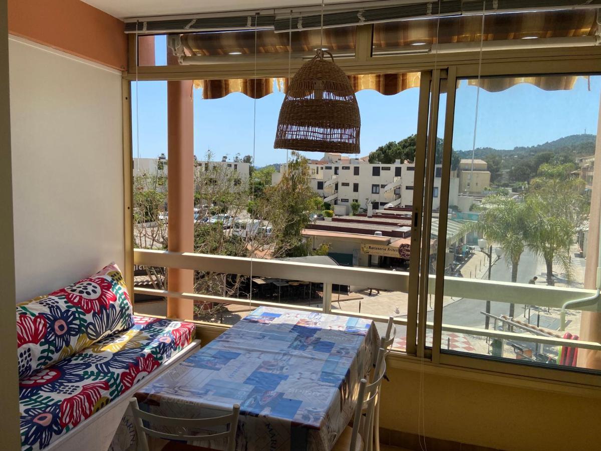 Appartement La Faviere Bormes-les-Mimosas Εξωτερικό φωτογραφία